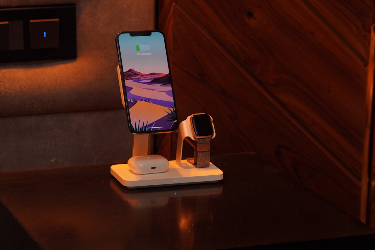 UGREEN 3-in-1 Draadloos Oplaadstation